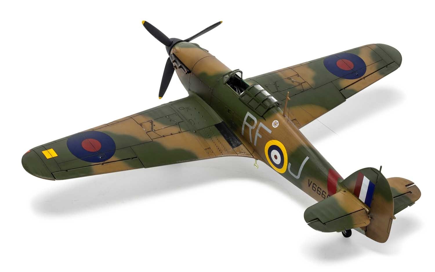 Avión 1/48 -Hawker Hurricane Mk.I" Airfix