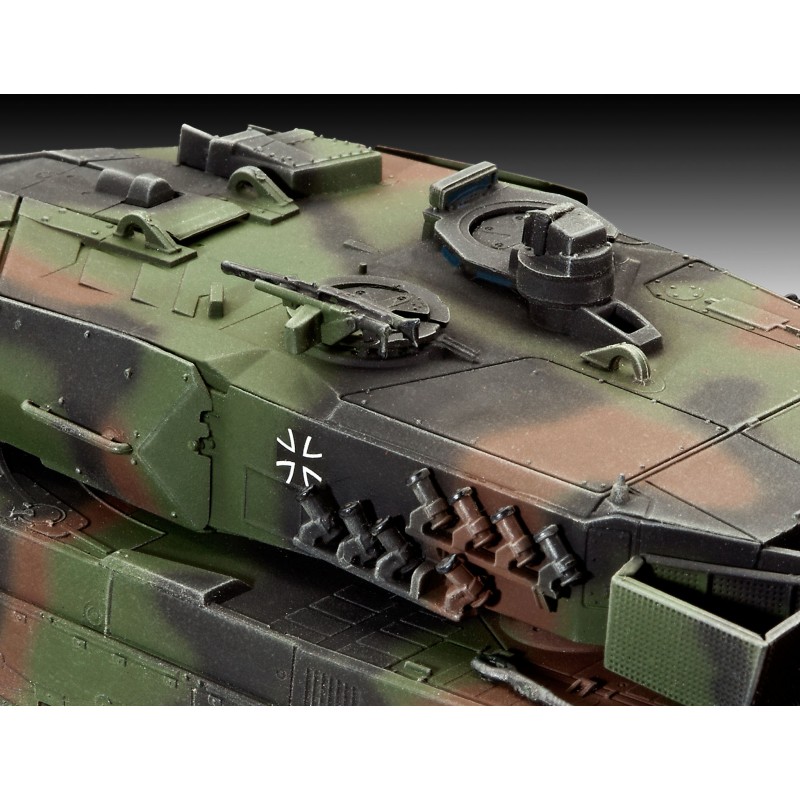 Carro 1/72 Tanque -Leopard 2A5/A5NL- Revell 12