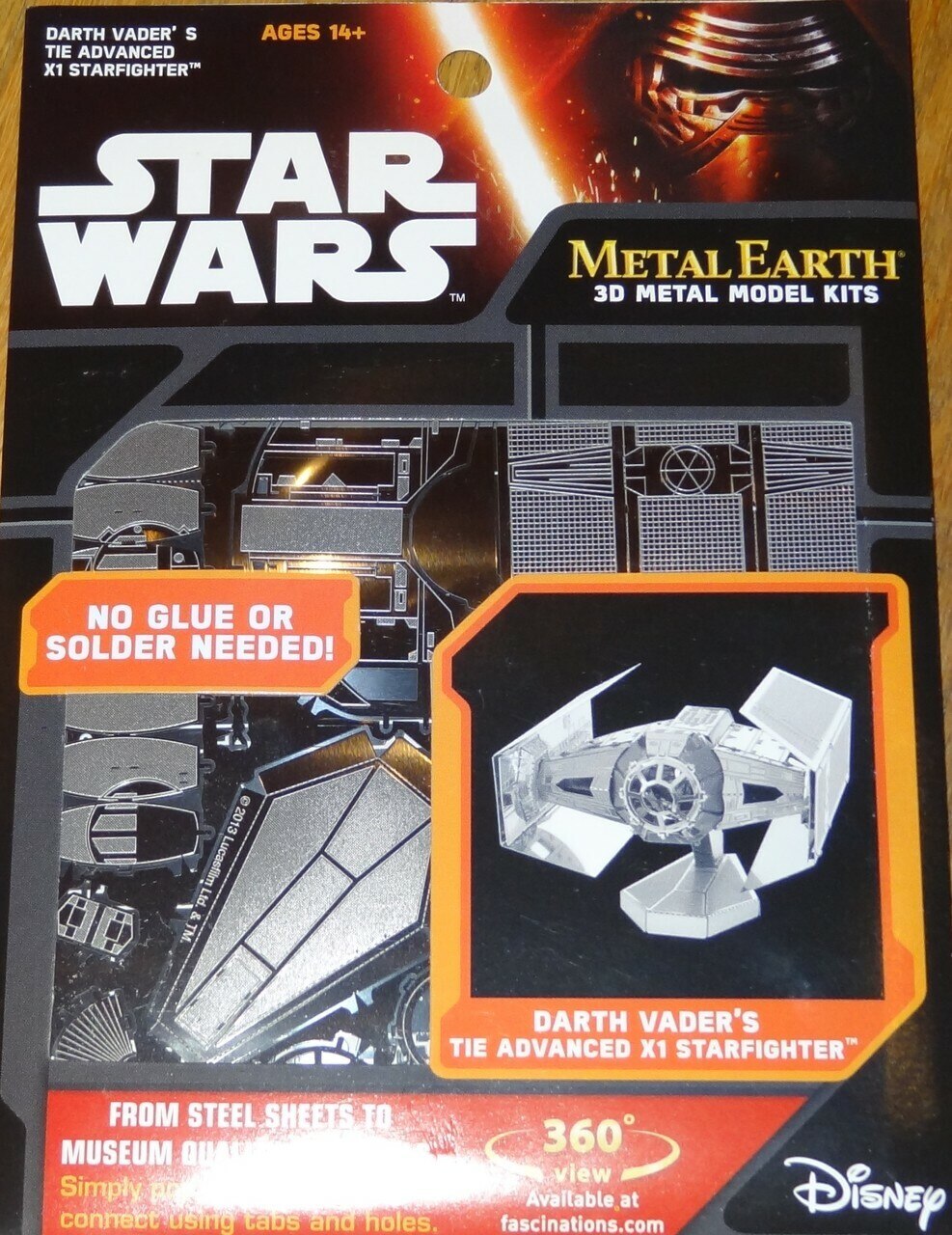 Metal Earth -Star Wars- Darth Vader Tie Fighter