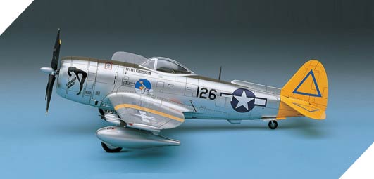 Avión 1/48 -P-47N Expected Goose- Academy