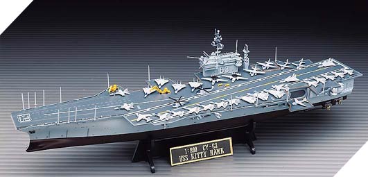 Barco 1/800 -USS CVN-63 Kitty Hawk- Academy