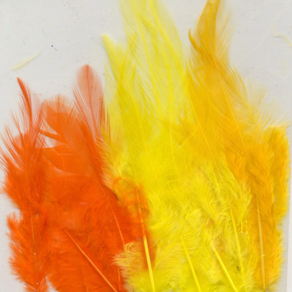 Plumas 8,5 - 15 cm. Amarillo / Naranja (15 pzs.)