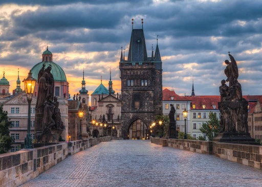 [19738 5] Puzzle 1000 piezas -The Walk Across the Charles Bridge- Ravensburger